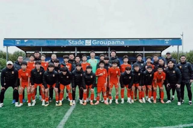 鲸鱼体育-U14选拔队赴法国拉练 取胜第戎梯队战平巴黎U14队