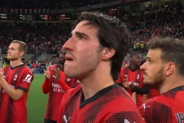 鲸鱼体育平台-【观点】米兰主义之死，红黑是托纳利转会的唯一输家